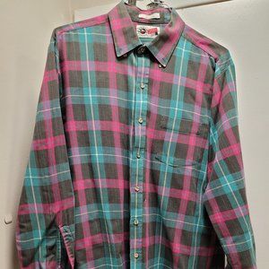 GENTLY USED, ARROW SPORT, 100% COTTON DRESS SHIRT, XL!!!